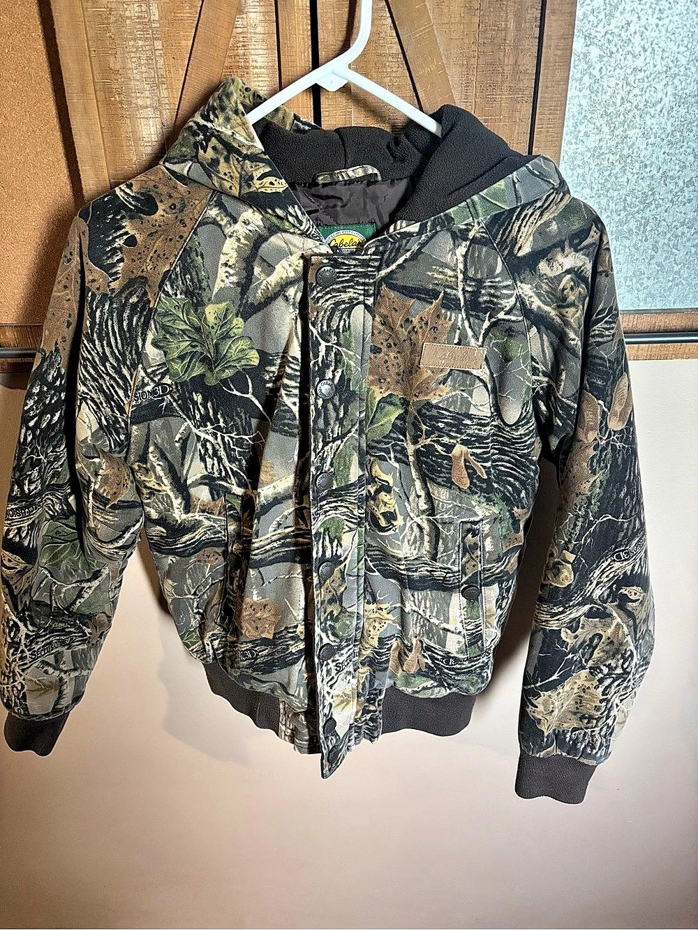 Cabela's Boys Camo Hooded Jacket Size L